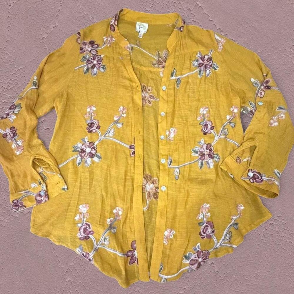 Yellow floral fig and flower Button up Blouse